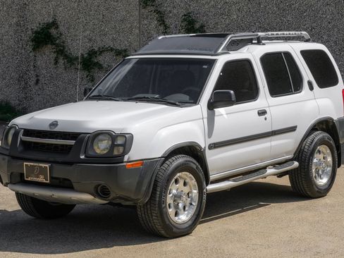 Used 2004 Nissan Xterra XE RWD image 5
