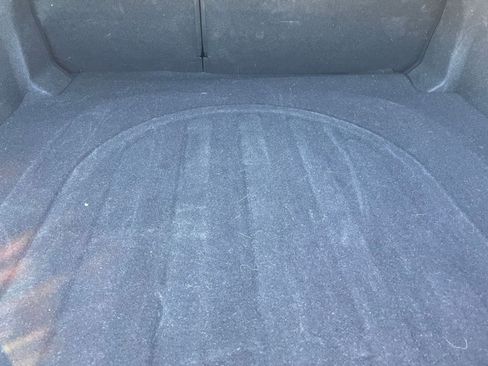 Used 2025 Hyundai Elantra Limited image 32