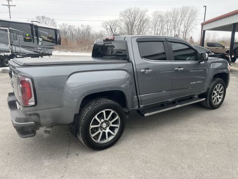 Used 2021 GMC Canyon Denali image 11