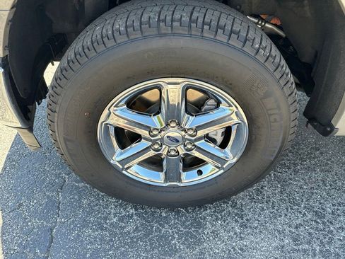 Used 2025 Ford F150 XLT w/ Equipment Group 302A MID AWD/4WD image 9