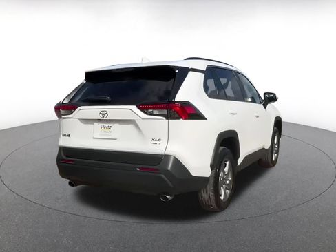 Used 2025 Toyota RAV4 XLE image 16