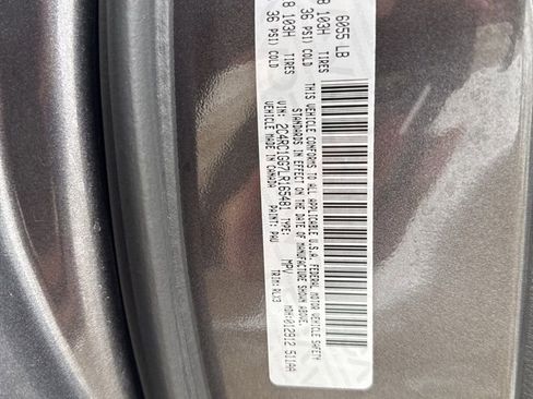 Used 2020 Chrysler Pacifica Limited image 22