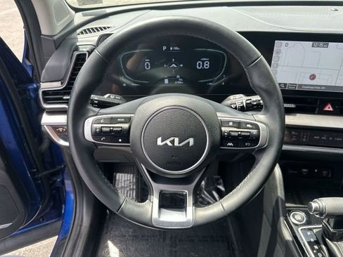 Used 2024 Kia Sportage EX FWD image 13