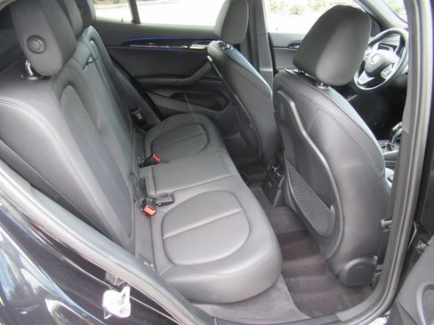 Used 2023 BMW X2 xDrive28i AWD/4WD image 30