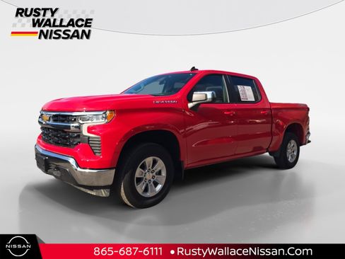 Used 2025 Chevrolet Silverado 1500 LT image 1