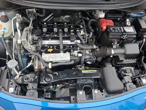 Used 2024 Nissan Versa SR w/ Trunk Package FWD image 28