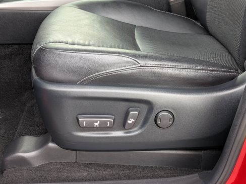 Used 2022 Toyota 4Runner Limited AWD/4WD image 16