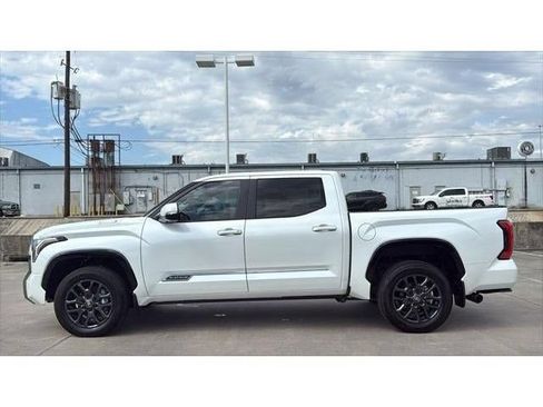 Used 2025 Toyota Tundra Platinum AWD/4WD image 3