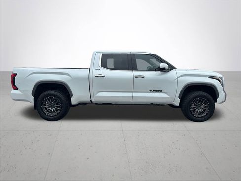 Used 2023 Toyota Tundra Limited AWD/4WD image 6