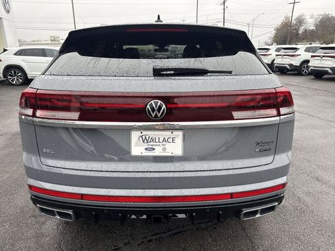 New 2026 Volkswagen Atlas Cross Sport SEL Premium R-Line AWD/4WD image 5
