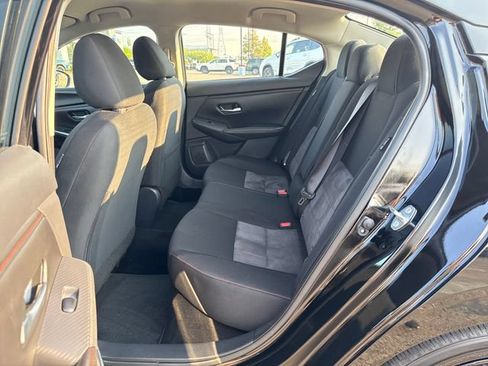 Used 2024 Nissan Sentra SR FWD image 15