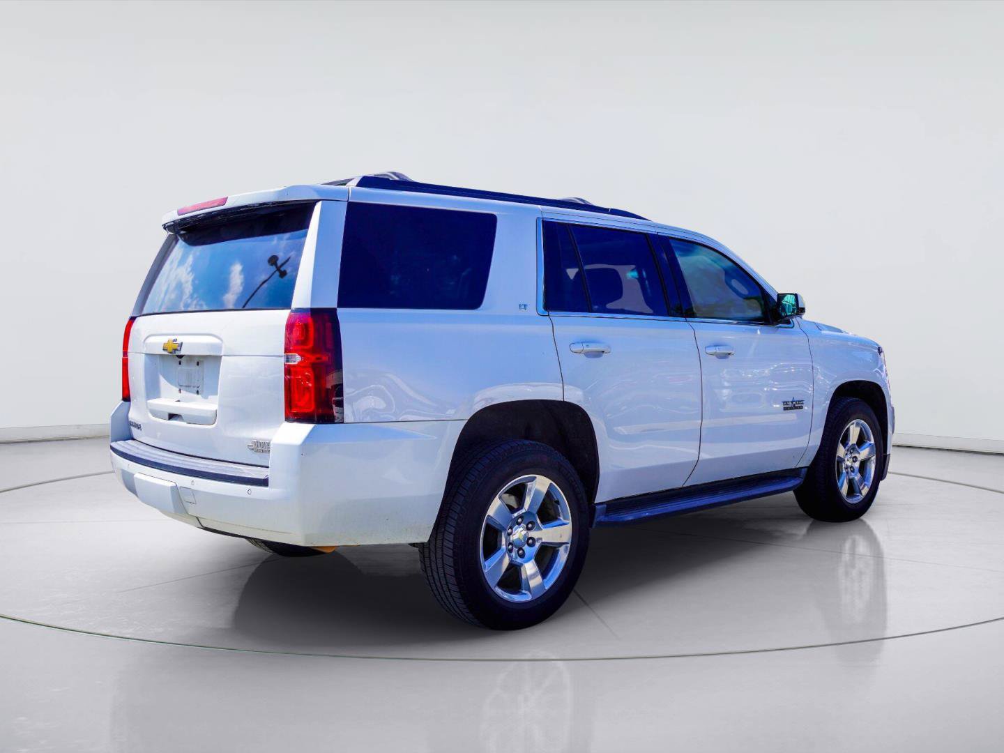 Used 2017 Chevrolet Tahoe LT RWD image 11