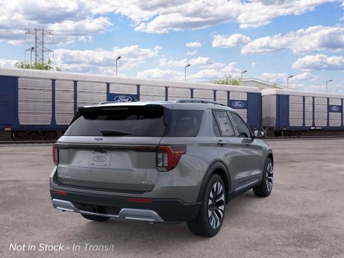 New 2026 Ford Explorer Platinum AWD/4WD image 9