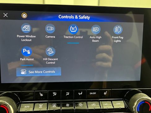 Used 2026 Chevrolet Colorado Z71 AWD/4WD image 53