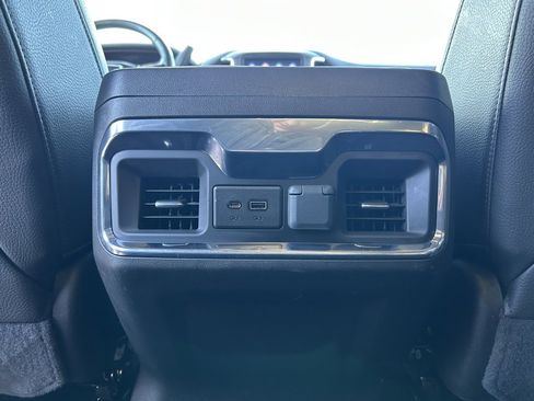 Used 2022 GMC Sierra 2500 Denali image 13