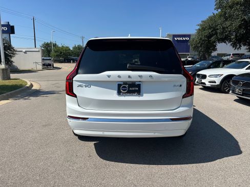 Used 2026 Volvo XC90 B6 Ultra w/ Protection Package image 5