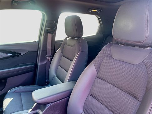 Used 2023 Chevrolet TrailBlazer RS w/ Sun and Liftgate Package image 31