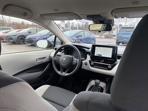 New 2026 Toyota Corolla LE image 9