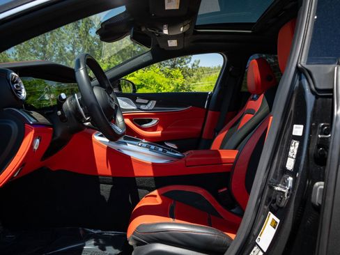 Used 2022 Mercedes-Benz AMG GT 43 image 27