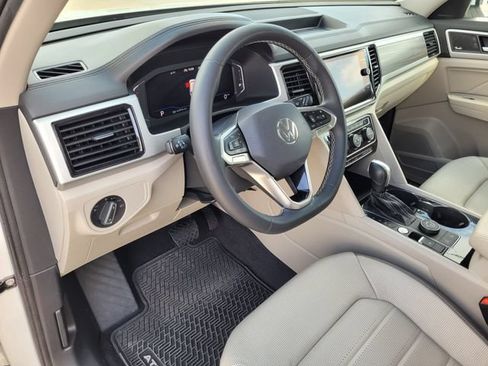 Used 2021 Volkswagen Atlas SEL Premium AWD/4WD image 23