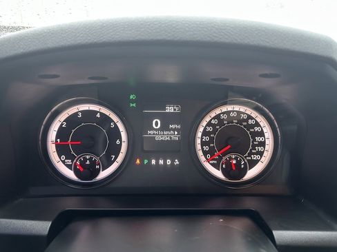 Used 2019 RAM 1500 Express image 22