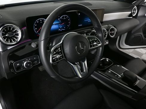 Certified 2023 Mercedes-Benz CLA 250 image 6