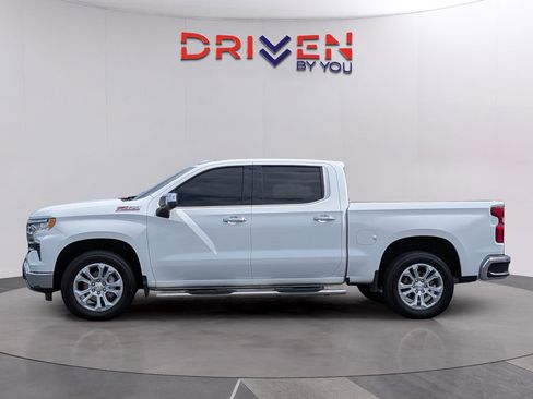 Used 2024 Chevrolet Silverado 1500 LTZ w/ Z71 Off-Road Package AWD/4WD image 2