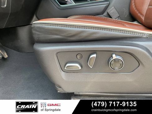 Used 2024 GMC Sierra 2500 Denali Ultimate AWD/4WD image 11