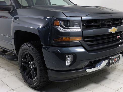 Used 2018 Chevrolet Silverado 1500 LT w/ All Star Edition AWD/4WD image 37