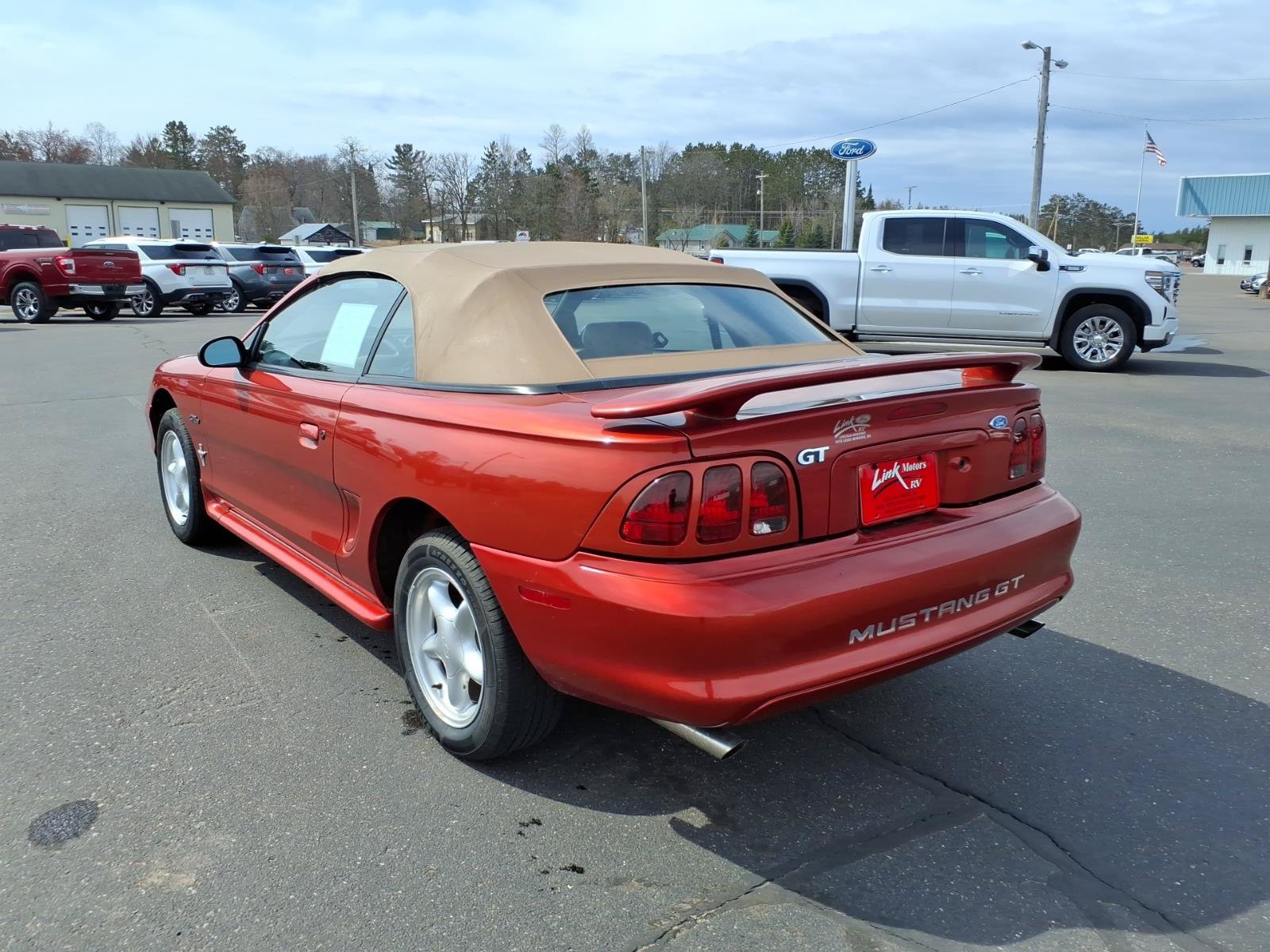 Used 1997 Ford Mustang GT RWD image 4