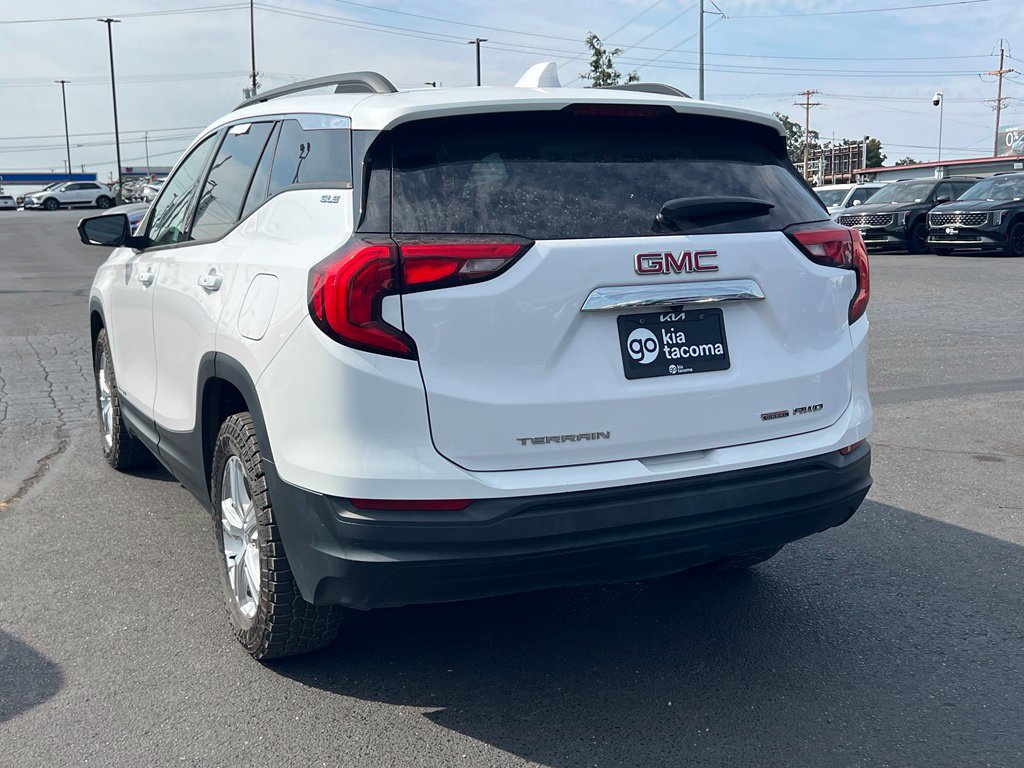 Used 2018 GMC Terrain SLE AWD/4WD image 11