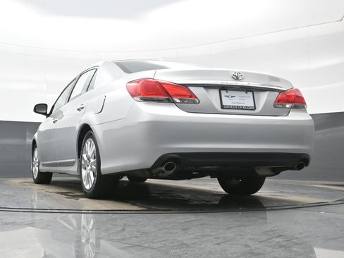 Used 2012 Toyota Avalon image 27