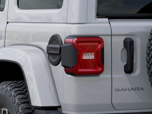 New 2026 Jeep Wrangler Sahara AWD/4WD image 9