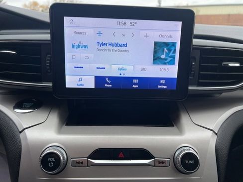 Used 2023 Ford Explorer XLT w/ Equipment Group 202A image 29