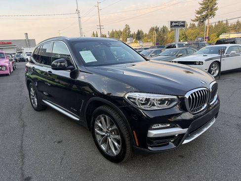 Used 2018 BMW X3 xDrive30i w/ Executive Package AWD/4WD image 5