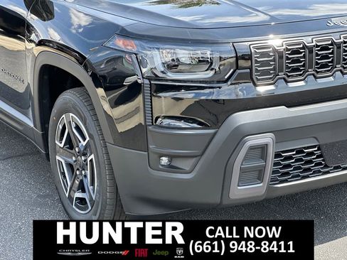 New 2026 Jeep Cherokee Laredo image 14