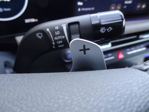 Used 2024 Hyundai Sonata Limited image 29