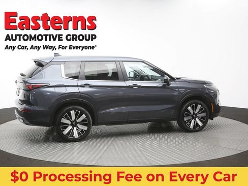 Used 2025 Mitsubishi Outlander SE AWD/4WD image 43