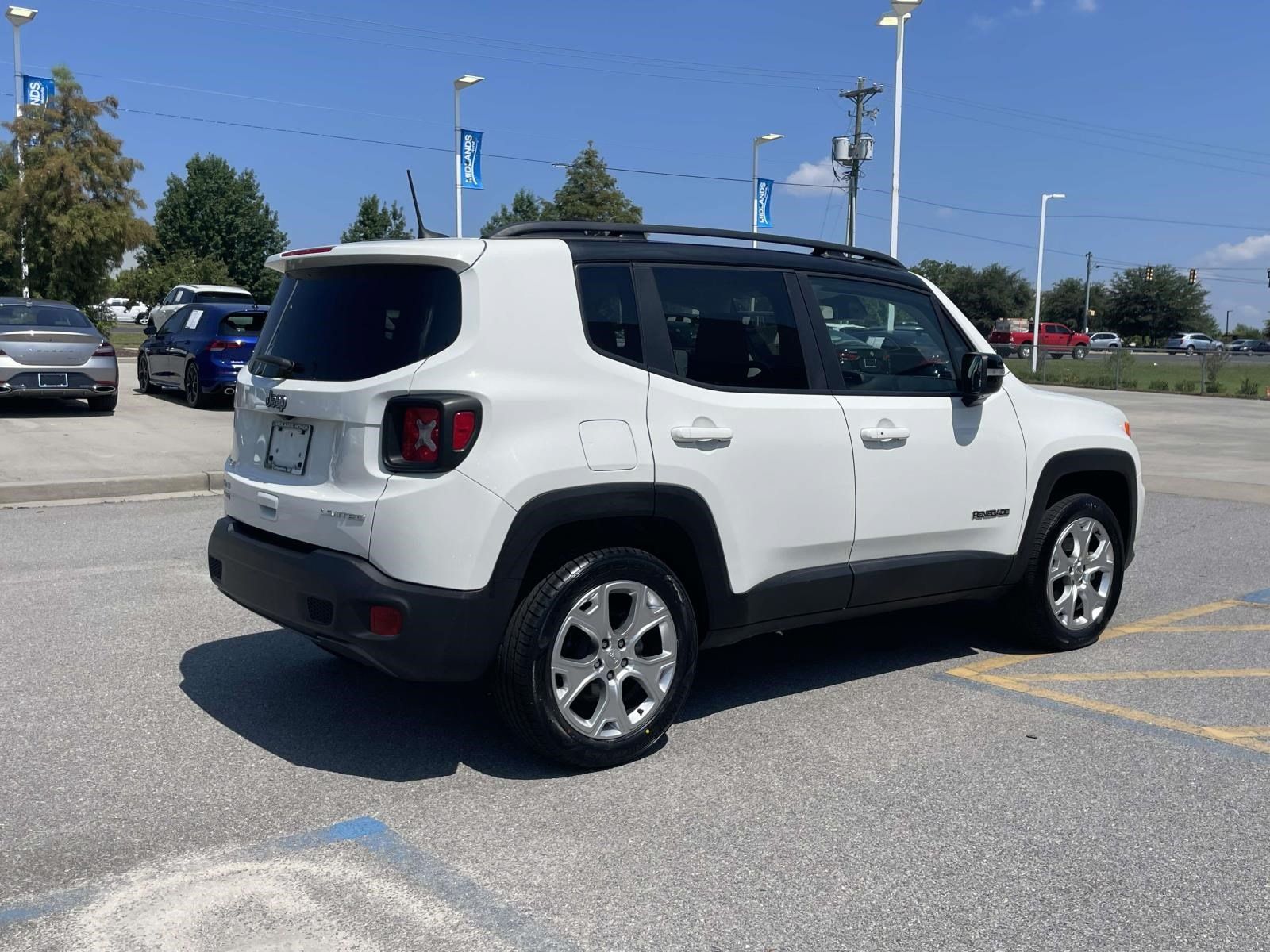 Used 2023 Jeep Renegade Limited AWD/4WD image 6