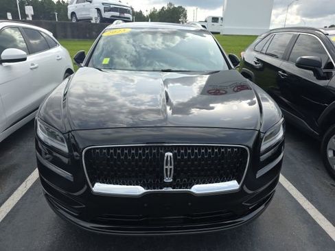 Used 2023 Lincoln Nautilus Reserve w/ Monochromatic Package AWD/4WD image 2