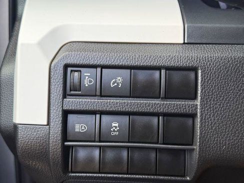 Certified 2024 Toyota Tacoma TRD Off-Road image 18