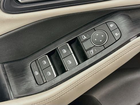 Used 2023 Nissan Rogue SL AWD/4WD image 15