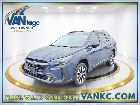 Used 2024 Subaru Outback Premium AWD/4WD image 1