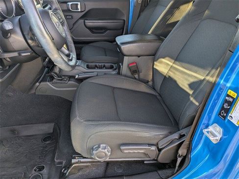 Used 2022 Jeep Wrangler Unlimited Sport image 12