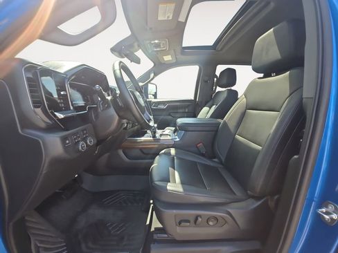 Certified 2024 Chevrolet Silverado 1500 LT Trail Boss w/ Convenience Package II AWD/4WD image 9