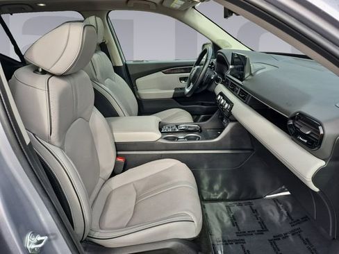 Used 2023 Honda Pilot Elite image 17