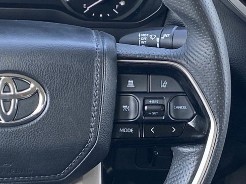 Used 2023 Toyota Tundra SR5 w/ TRD Off-Road Package image 19