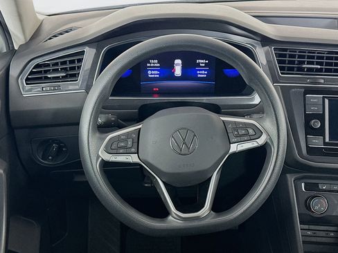Used 2023 Volkswagen Tiguan S image 18