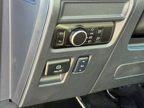 New 2025 Ford F150 Lightning Lariat image 28