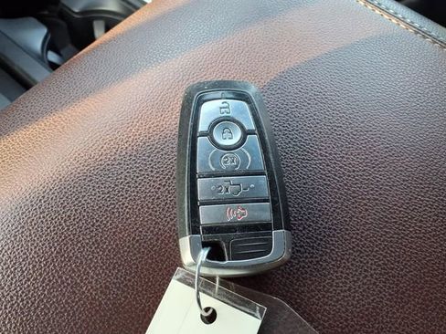 Used 2021 Ford F150 Lariat AWD/4WD image 11